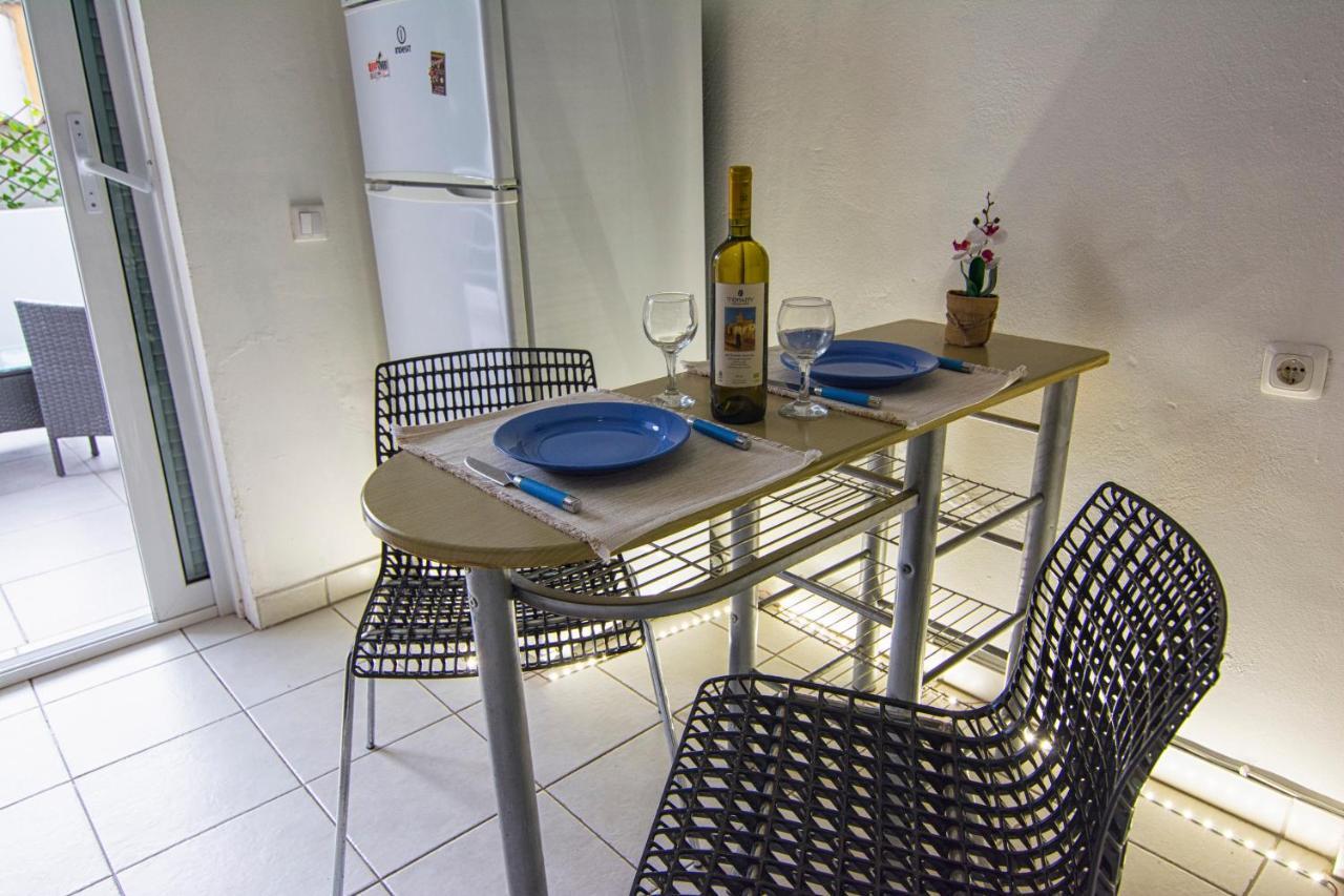 Erofili Apartments Souda Exterior foto